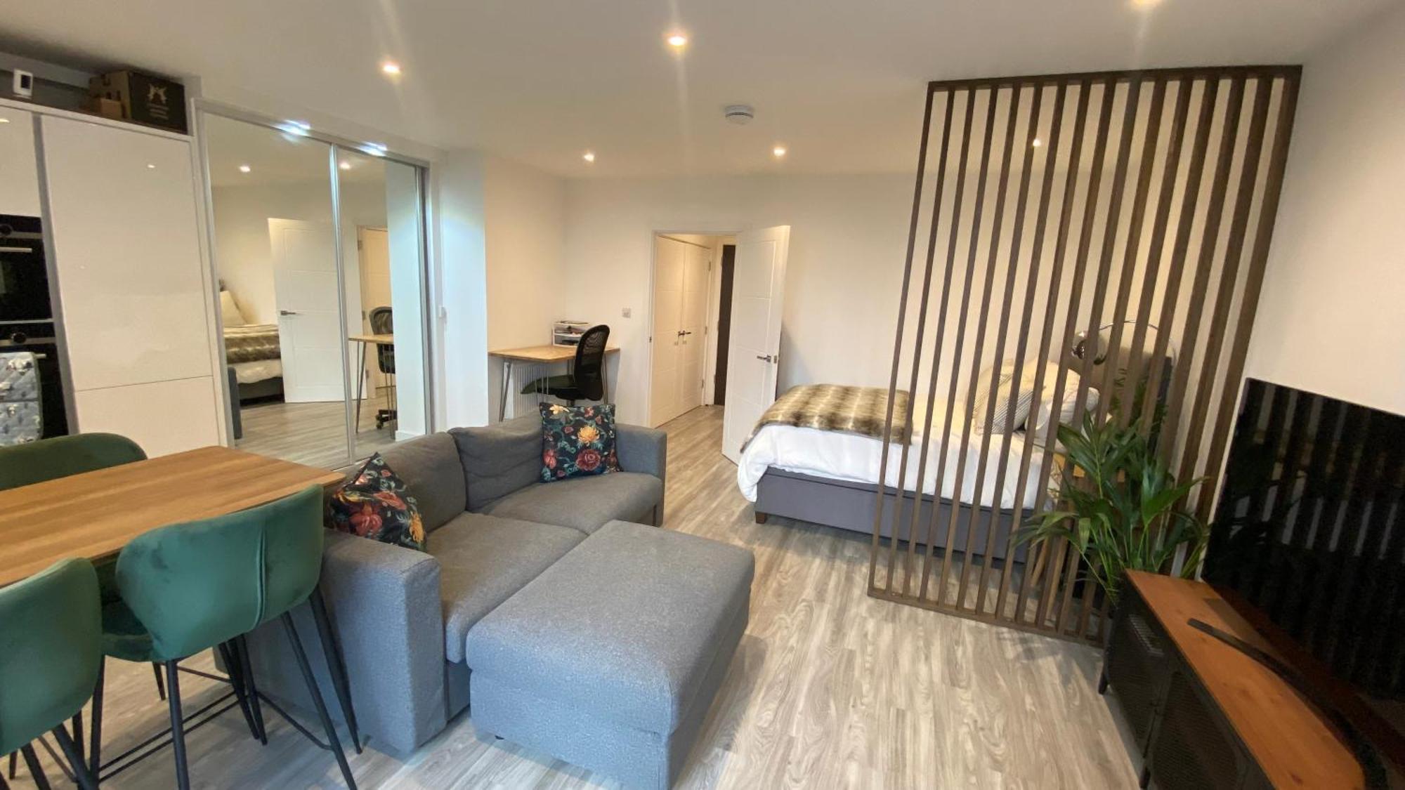 London Luxe: Stylish Studio מראה חיצוני תמונה