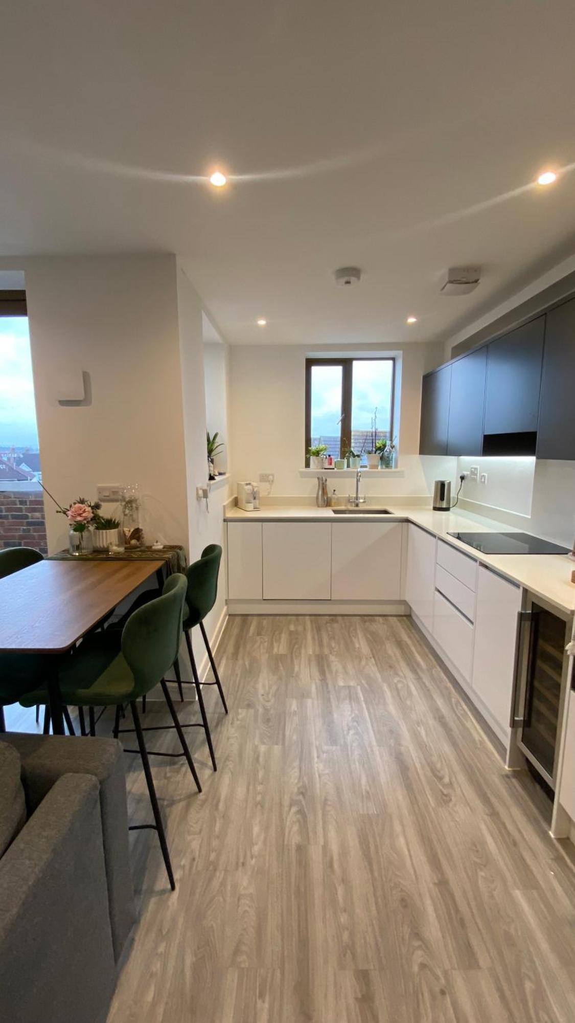London Luxe: Stylish Studio מראה חיצוני תמונה